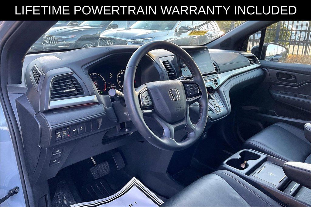 Used 2026 Honda Odyssey Sport-L image 12
