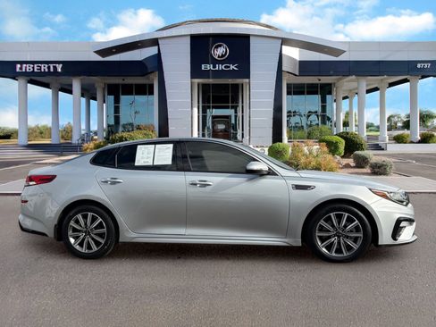 Used 2019 Kia Optima EX FWD image 2