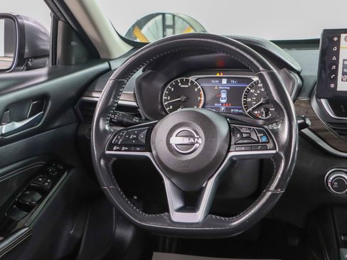 Used 2023 Nissan Altima 2.5 SV w/ SV Premium Package image 12