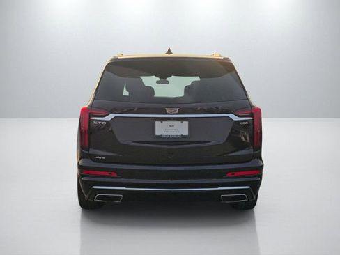 Used 2022 Cadillac XT6 Premium Luxury AWD/4WD image 6