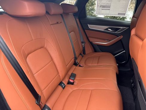 Used 2026 Jaguar F-PACE R-Dynamic S AWD/4WD image 19