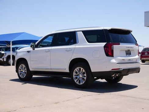 Used 2025 GMC Yukon Denali AWD/4WD image 5