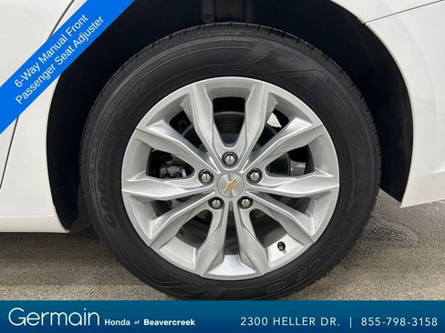 Used 2024 Chevrolet Malibu LT image 16