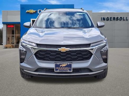Used 2026 Chevrolet Trax LT w/ Driver Confidence Package FWD image 16