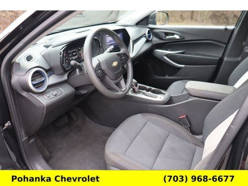 Certified 2024 Chevrolet Trax LS w/ Driver Confidence Package image 21