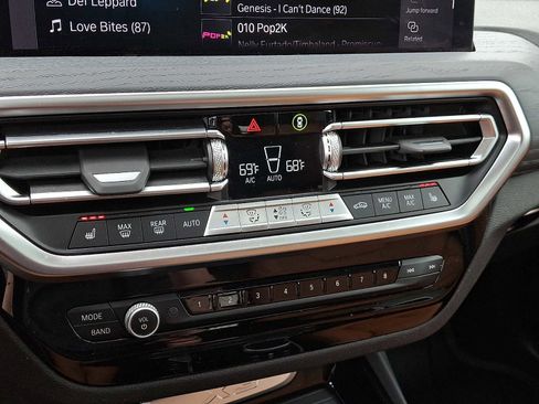 Used 2023 BMW X3 xDrive30i w/ Premium Package AWD/4WD image 17