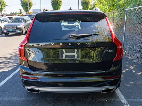 Used 2018 Volvo XC90 T6 Momentum w/ Convenience Package AWD/4WD image 4