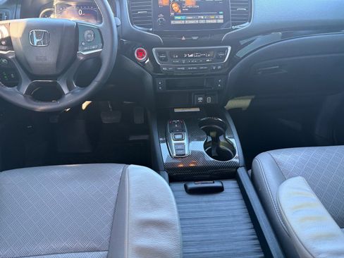 Used 2023 Honda Passport Elite image 30