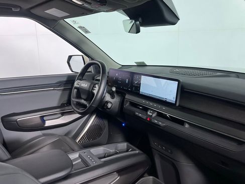 Used 2024 Kia EV9 Wind image 34