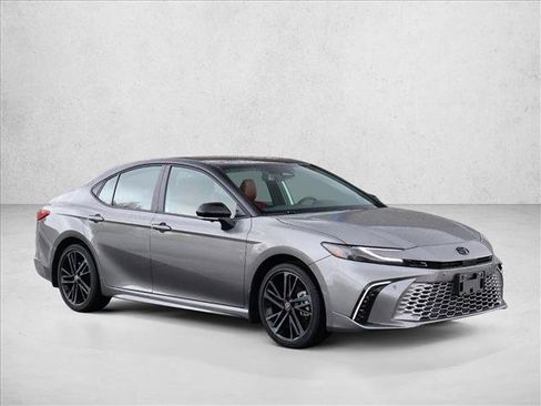 Used 2026 Toyota Camry XSE w/ Premium Plus Package AWD/4WD image 3
