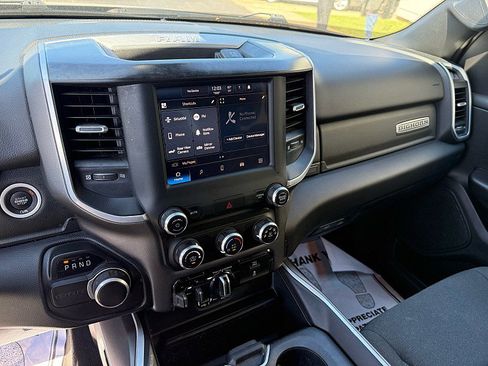 Used 2022 RAM 1500 2WD Quad Cab image 21