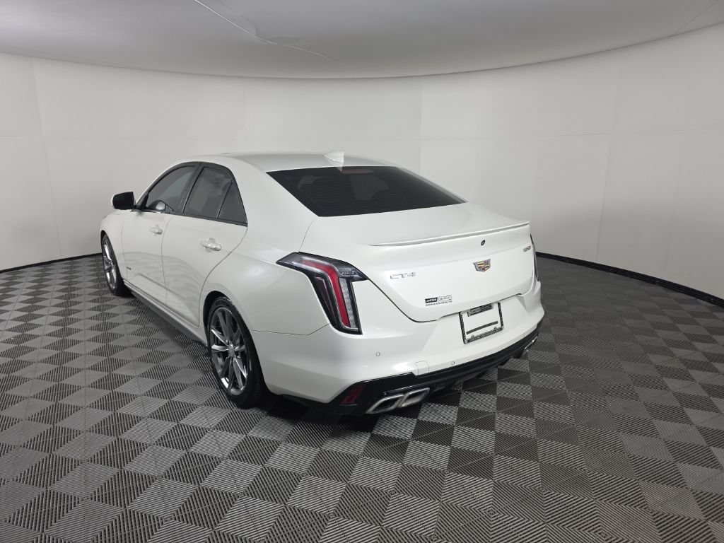 Used 2021 Cadillac CT4 V w/ Technology Package RWD image 3