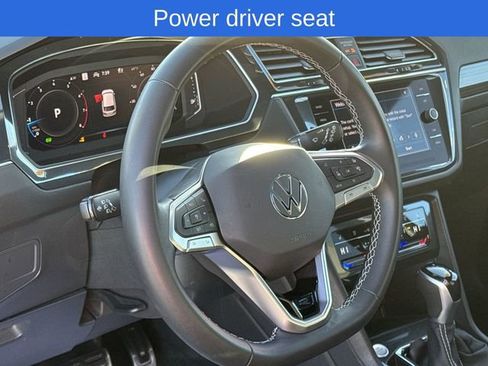 Used 2023 Volkswagen Tiguan SEL R-Line image 17