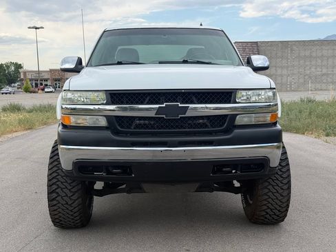 Used 2002 Chevrolet Silverado 2500 LT w/ Off-Road Skid Plate Pkg AWD/4WD image 5