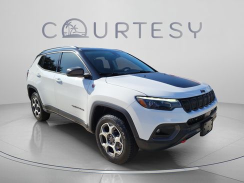 Used 2022 Jeep Compass Trailhawk w/ Trailhawk Elite Group AWD/4WD image 4