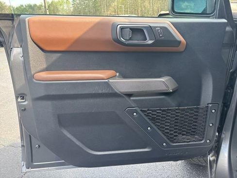 Used 2023 Ford Bronco Outer Banks w/ Sasquatch Package image 36