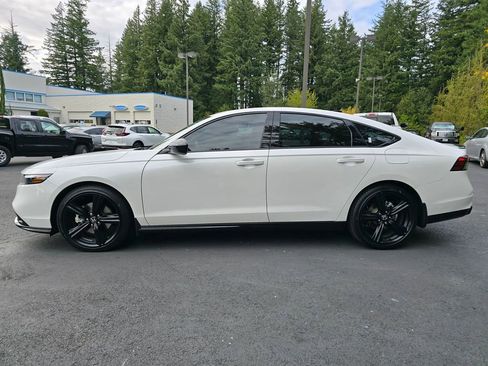 Certified 2025 Honda Accord Sport image 28