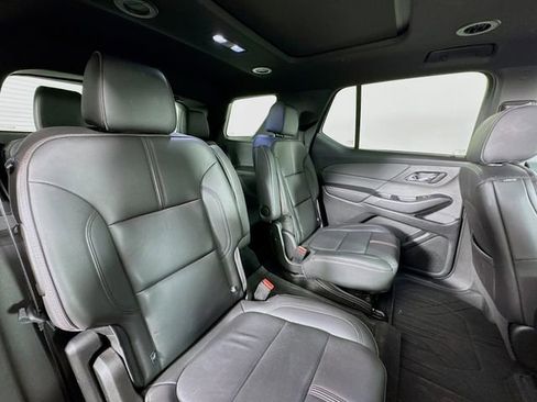 Used 2023 Chevrolet Traverse RS w/ LPO, Floor Liner Package image 30