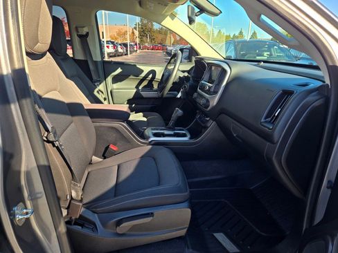 Used 2021 Chevrolet Colorado LT w/ LT Convenience Package image 5