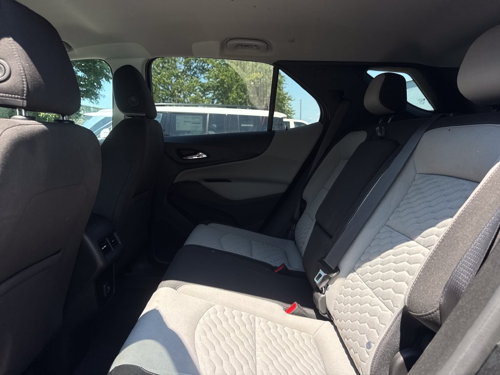 Used 2021 Chevrolet Equinox LT FWD image 11