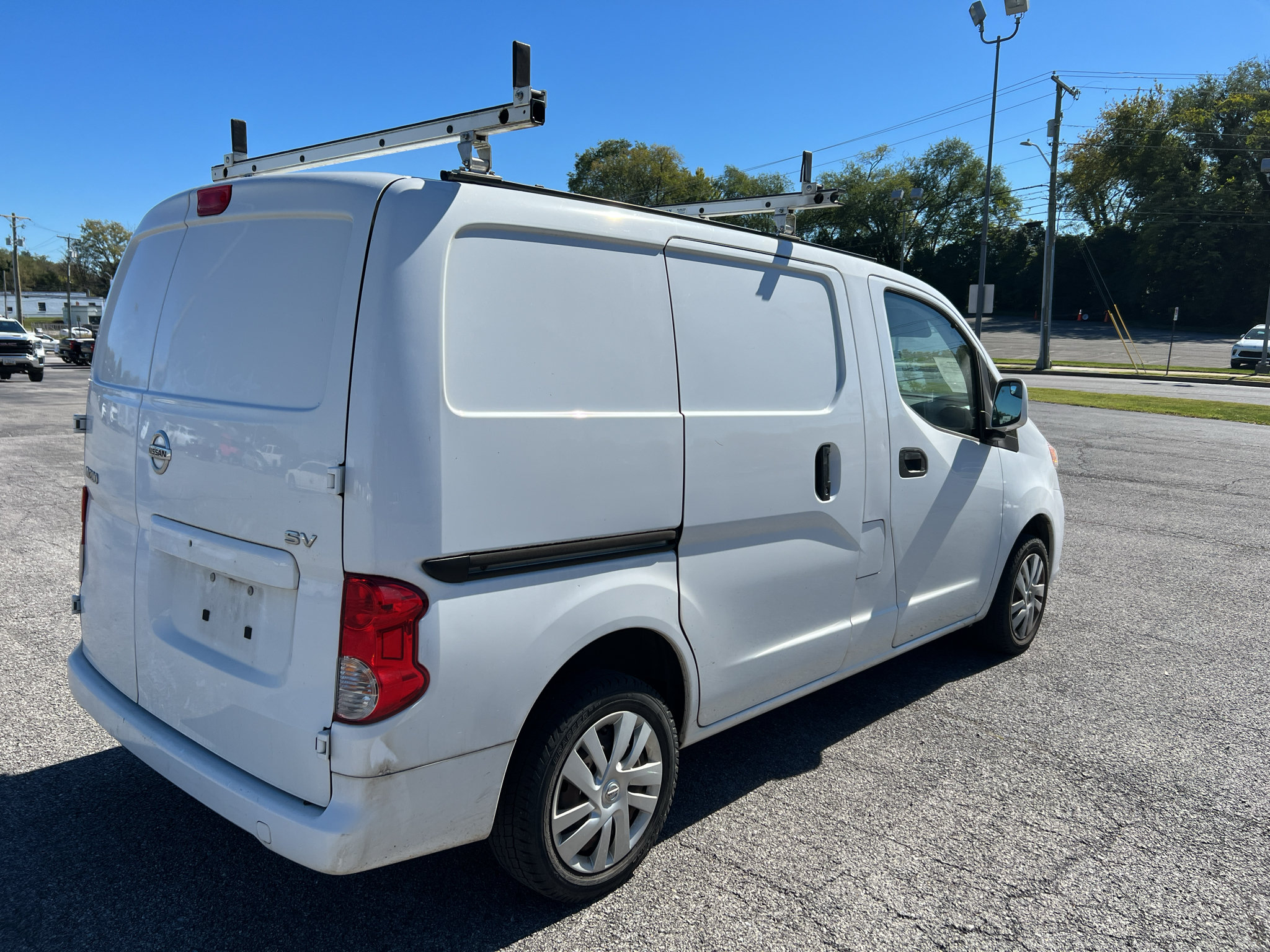 Used 2020 Nissan NV200 SV FWD image 3