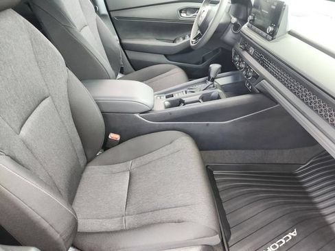 Used 2025 Honda Accord LX image 11