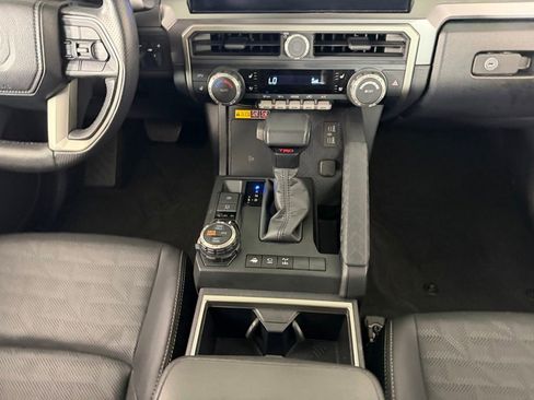 Used 2025 Toyota 4Runner TRD Off-Road Premium w/ Tow Technology Package AWD/4WD image 16