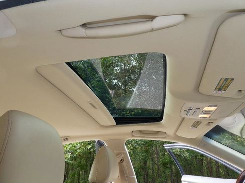 Used 2010 Lexus ES 350 Sedan image 11