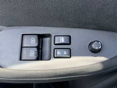 Used 2010 Nissan 370Z Touring w/ Sport Pkg image 18