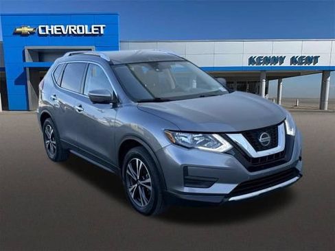 Used 2020 Nissan Rogue SV w/ Premium Package FWD image 1