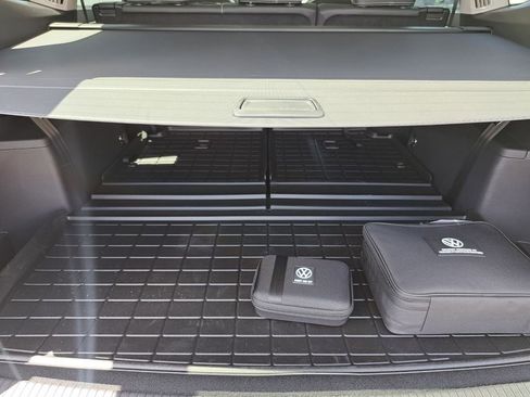 New 2026 Volkswagen Atlas SE FWD image 26