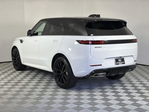New 2026 Land Rover Range Rover Sport Dynamic SE AWD/4WD image 3