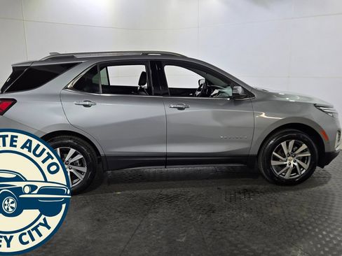 Used 2024 Chevrolet Equinox Premier AWD/4WD image 14