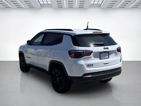 New 2026 Jeep Compass Latitude AWD/4WD image 5