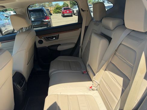 Used 2018 Honda CR-V Touring image 17