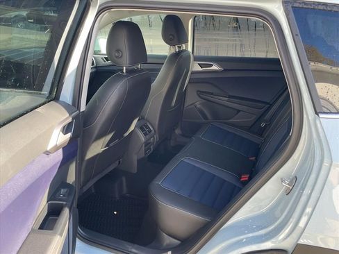 New 2026 Volkswagen Taos SEL AWD/4WD image 8
