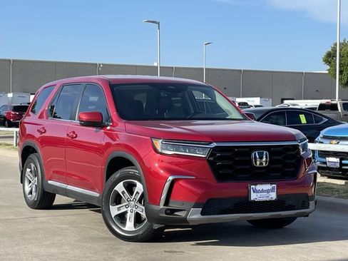Used 2025 Honda Pilot EX-L image 2