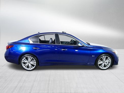 Used 2018 INFINITI Q50 Sport w/ Sensory Package (Sport) AWD/4WD image 8
