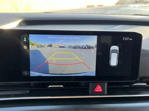 Used 2025 Kia Carnival LXS image 25