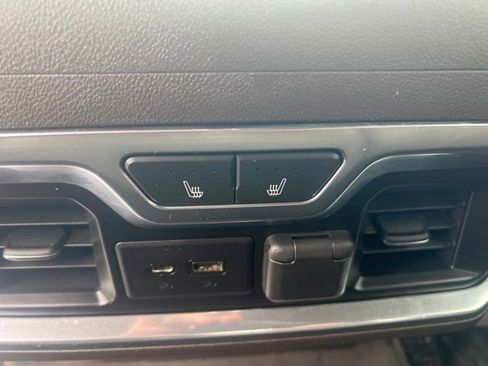 Used 2019 Chevrolet Silverado 1500 LTZ w/ LTZ Convenience Package image 23