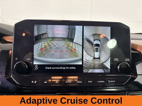 Used 2023 Nissan Pathfinder Platinum w/ Cargo Package image 19