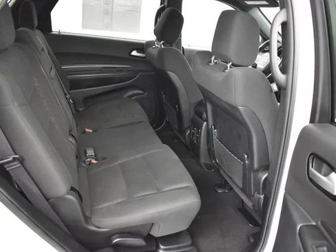 Used 2024 Dodge Durango SXT image 17