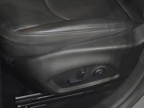 Used 2020 Jeep Renegade Limited w/ Safety and Security Group image 21