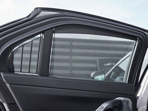 Used 2024 BMW 760i xDrive 760i xDrive image 51