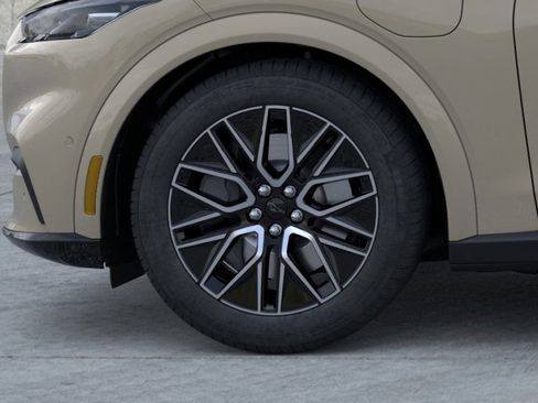 Used 2025 Ford Mustang Mach-E Premium image 19