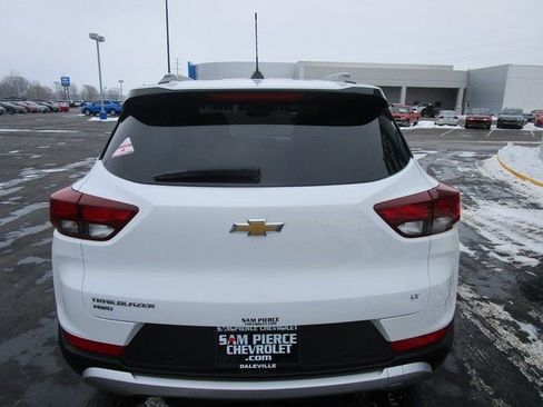 Certified 2024 Chevrolet TrailBlazer LT w/ Convenience Package image 4