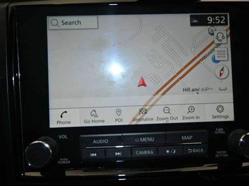 Used 2024 Nissan Titan PRO-4X w/ Pro-4x Convenience Package AWD/4WD image 16