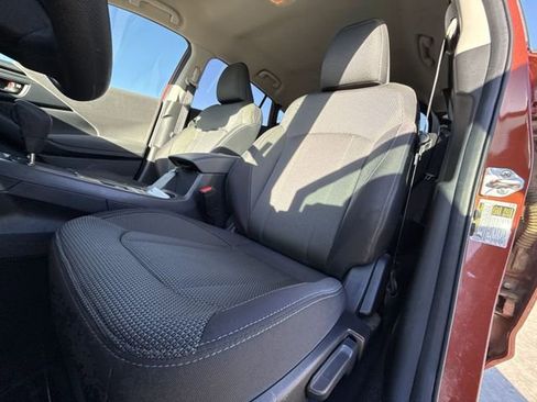 Used 2024 Subaru Crosstrek 2.0i Premium w/ Crosstrek Mirror Package image 11