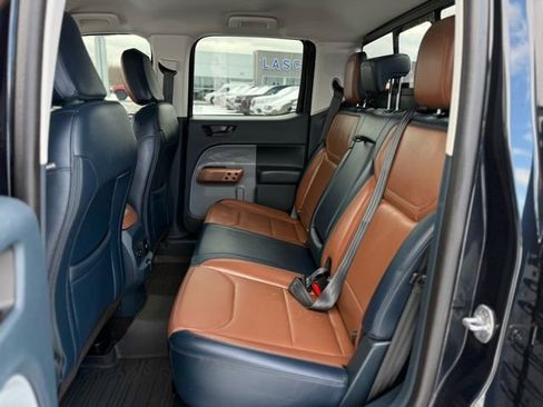 Certified 2022 Ford Maverick Lariat w/ Lariat Luxury Package image 16