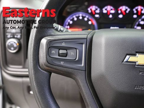 Used 2019 Chevrolet Silverado 1500 Custom w/ Custom Value Package RWD image 16